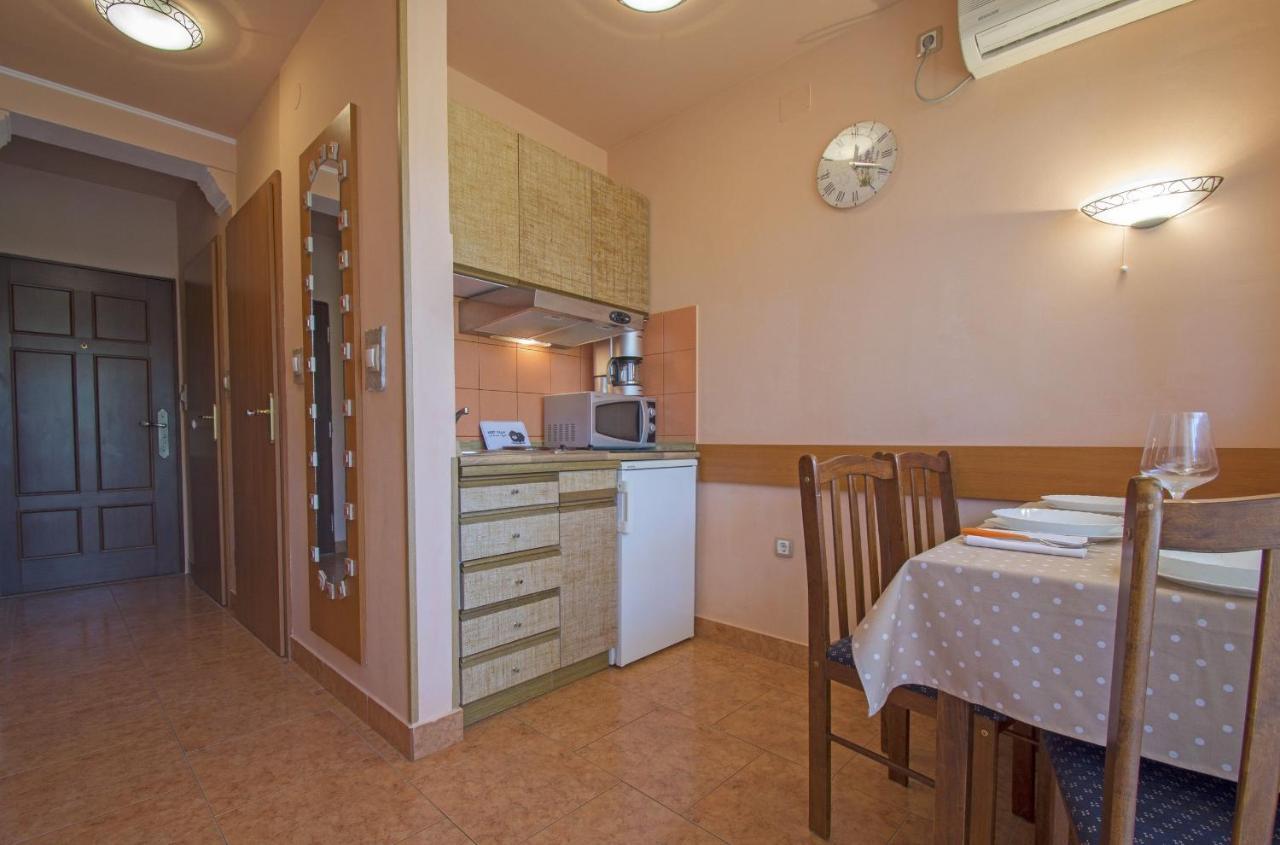 Apartments Oaza Dramalj Zewnętrze zdjęcie