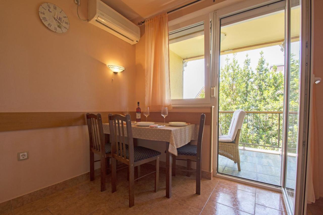Apartments Oaza Dramalj Zewnętrze zdjęcie