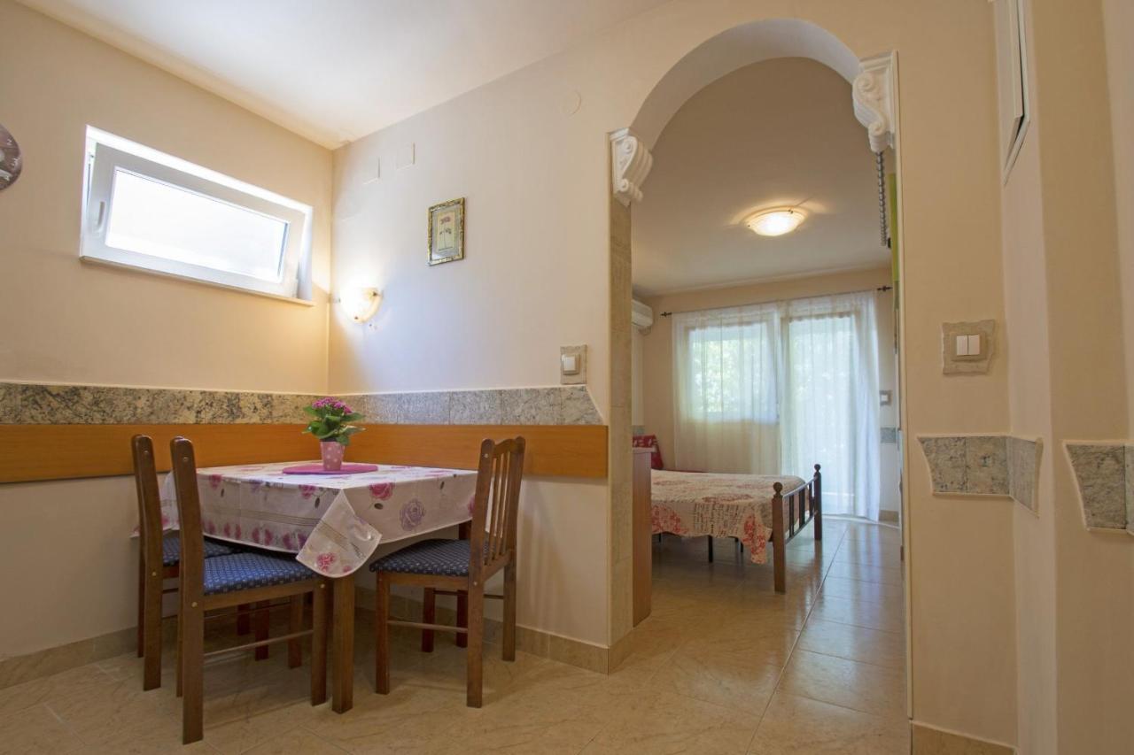 Apartments Oaza Dramalj Zewnętrze zdjęcie