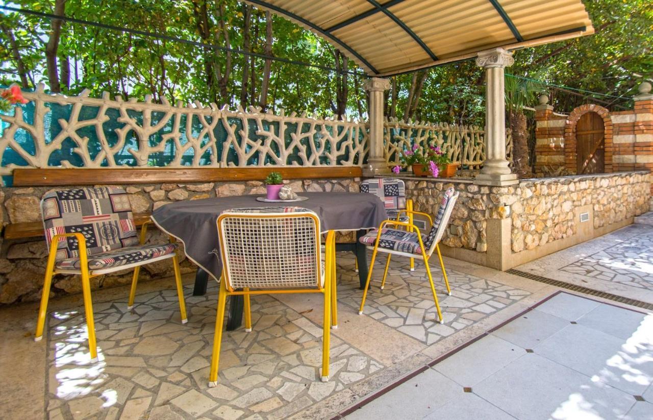 Apartments Oaza Dramalj Zewnętrze zdjęcie