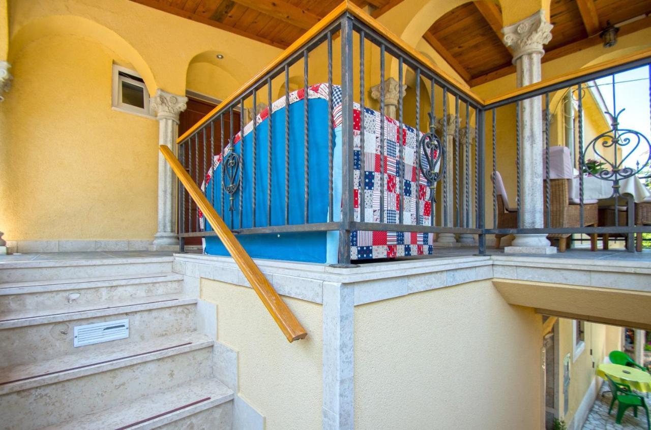 Apartments Oaza Dramalj Zewnętrze zdjęcie