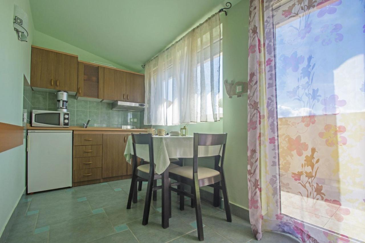 Apartments Oaza Dramalj Zewnętrze zdjęcie